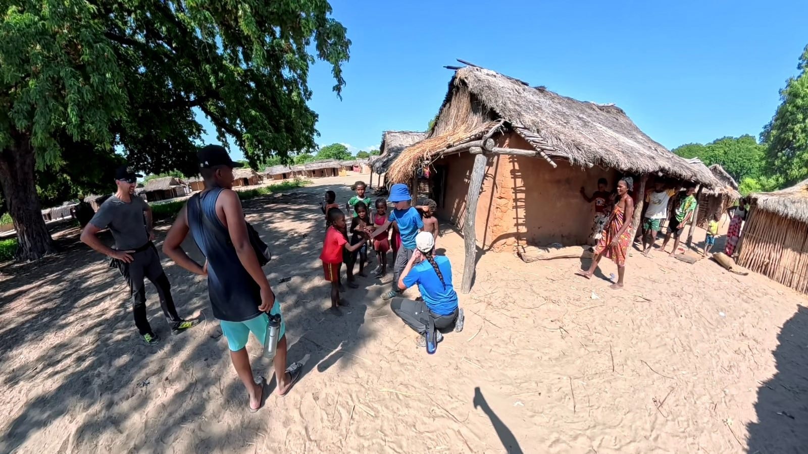 Un mois pour comprendre l'île en profondeur — visuel d'ambiance